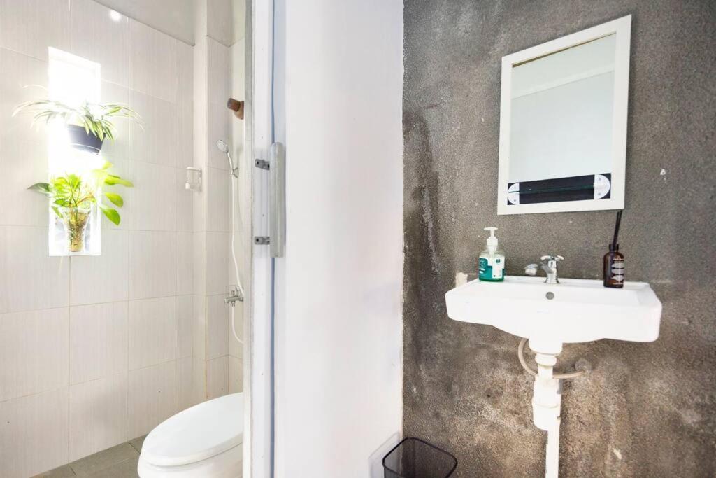 Teras Sabin Hotell Ngabean Exteriör bild